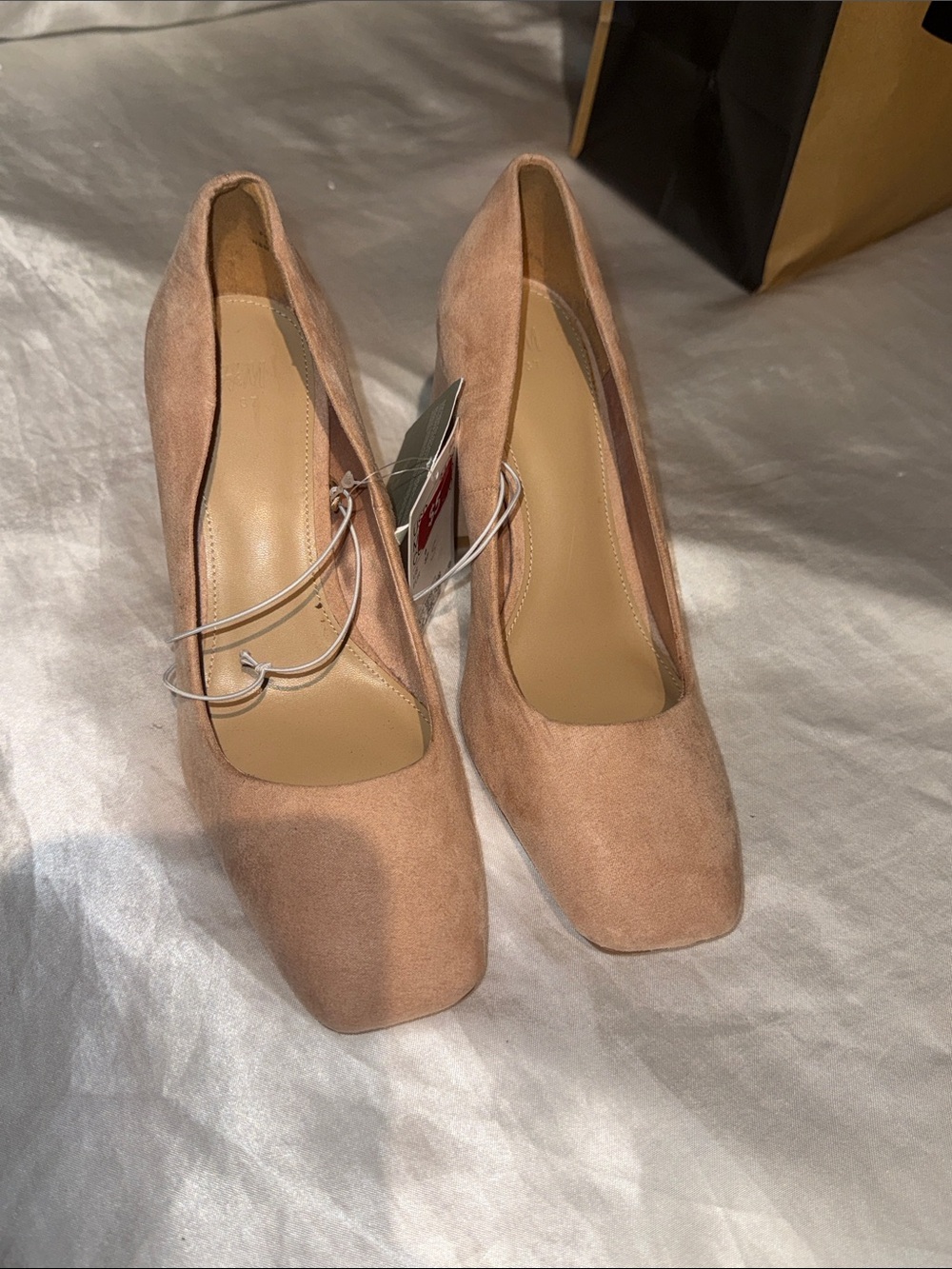 H&M Square-Toe Suede Pumps in Blush